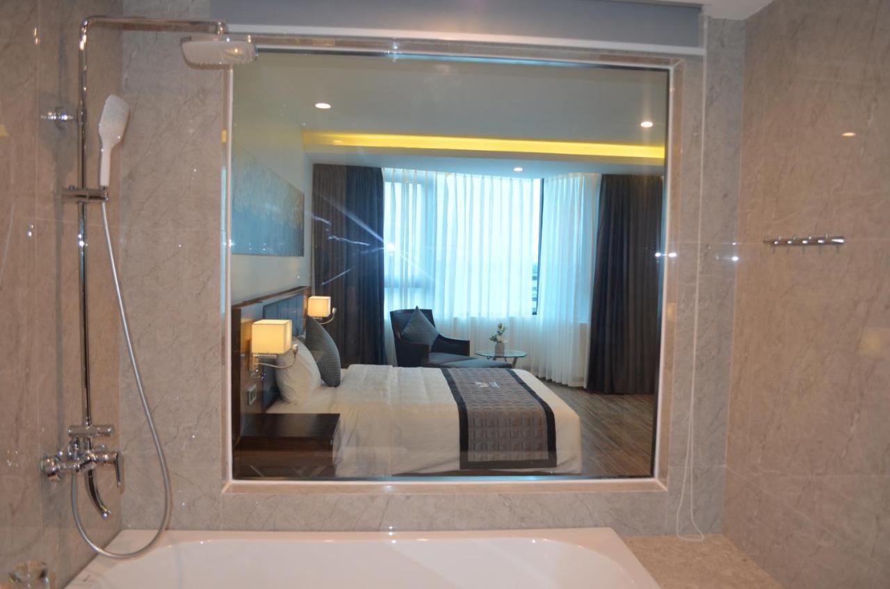 Eagle Hotel Dai Tiet Exterior photo
